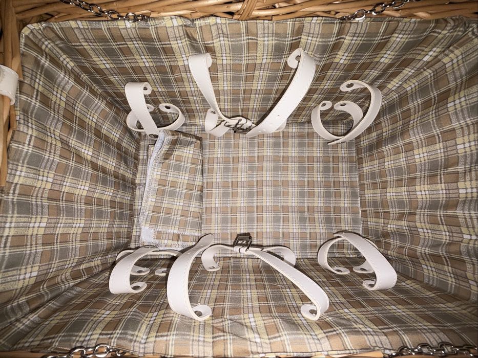 Чисто нова кошница за пикник за 4-ма