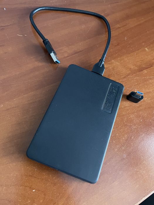 Внешний жесткий диск 1TB