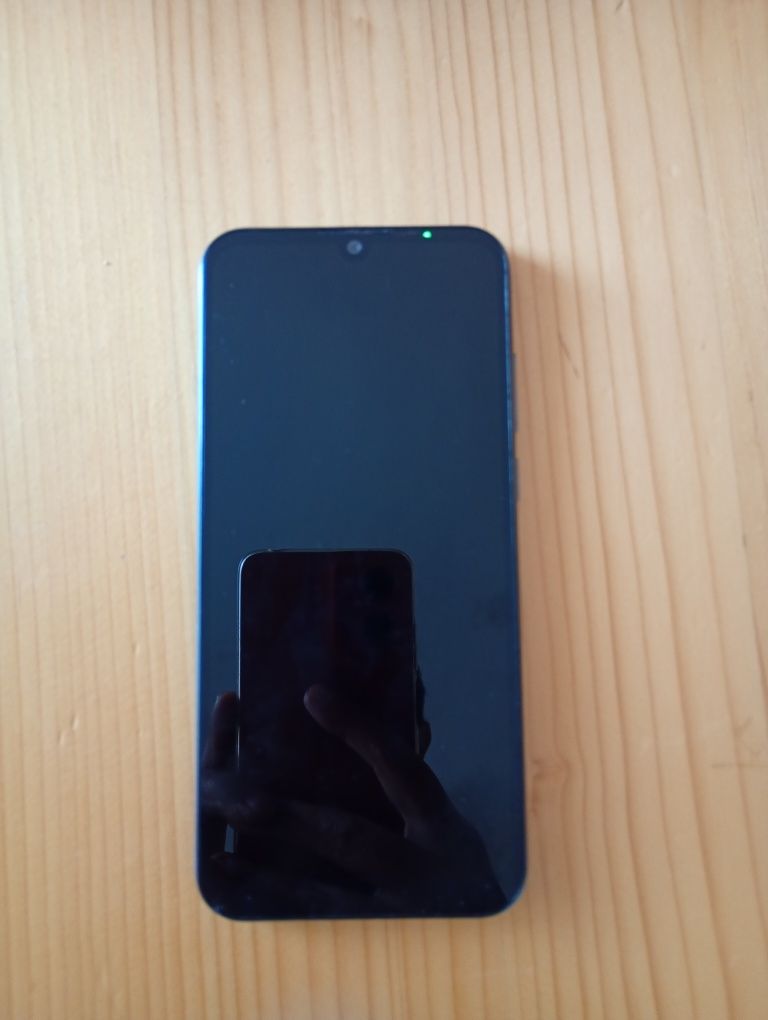 Motorola e6s запазена