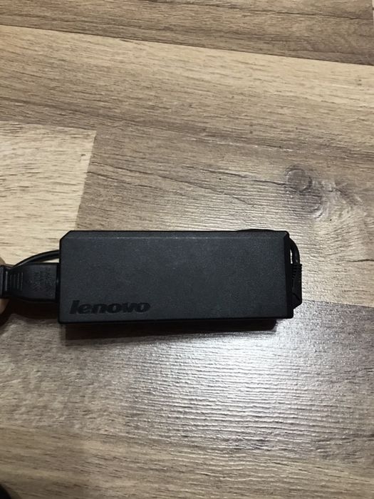 Incarcator laptop lenovo mufa rotunda 90w 20v original