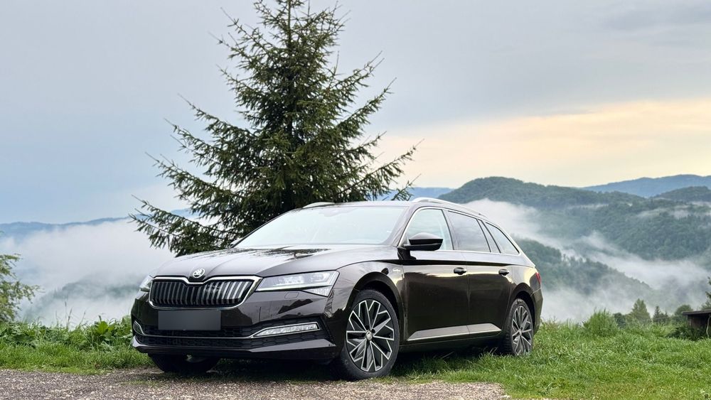 Skoda Superb Skoda Superb 2021 PHEV Plug-In Hybrid – Full, Germania, Revizii la zi,