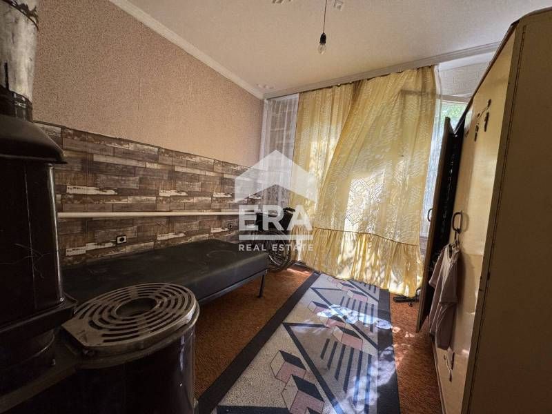 Продава се Тристаен апартамент в Силистра, Център - 85 кв.м за 965 €/кв.м - Снимка #3