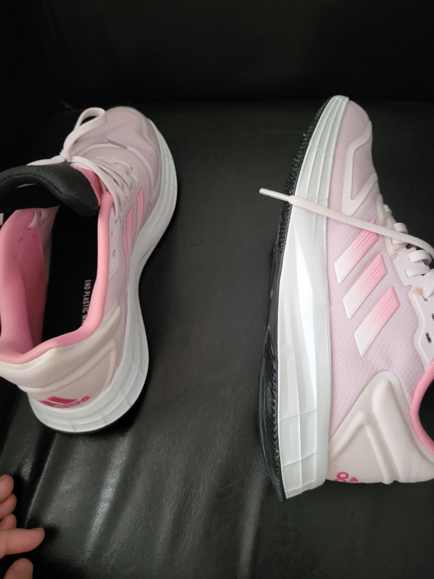 Adidas dama spuma