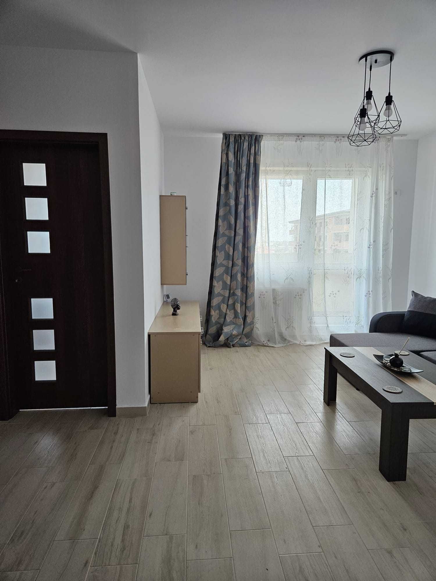 Garsoniera zona Aparatorii Patriei Metalurgiei, loc de parcare inclus