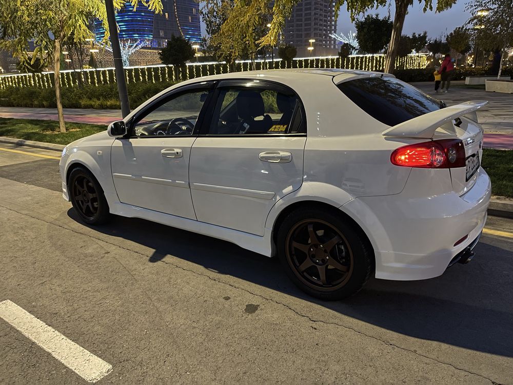 Обвесы wtcc lacetti hatchback