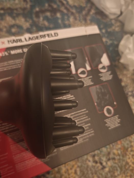 Uscator de par Rowenta x Karl Lagerfeld