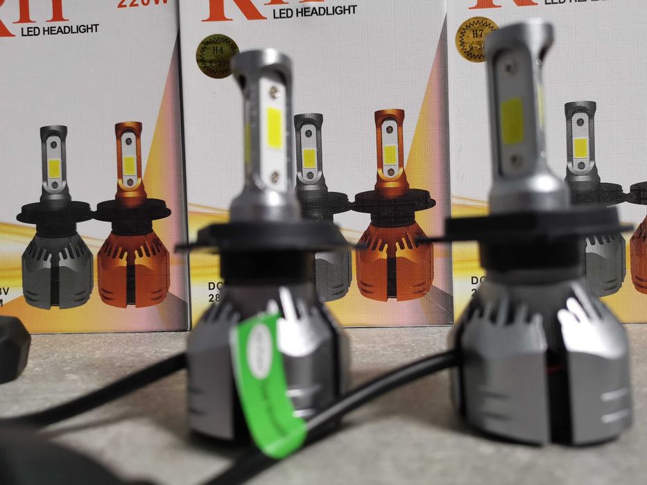 Автомобилни LED крушки Н7 и Н4