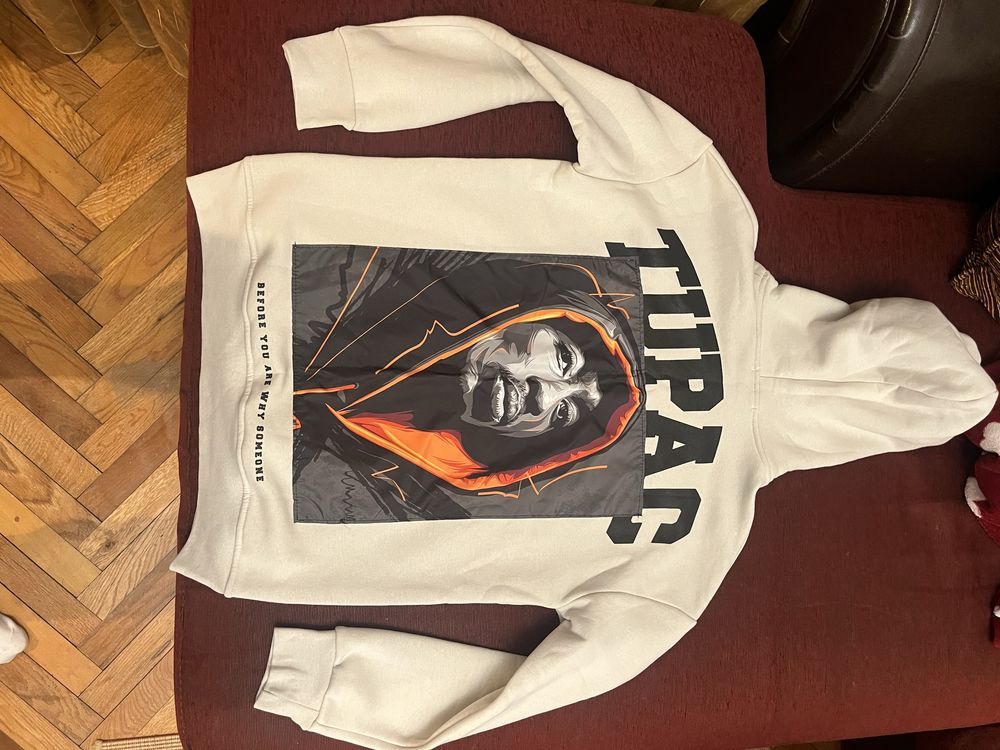 Суичер на Tupac НОВ