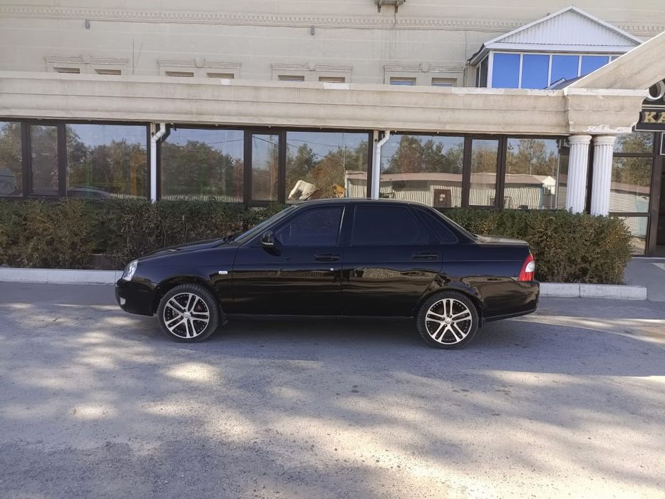 Продам шины комплект ВАЗ