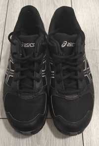 Asics gel target GoreTex