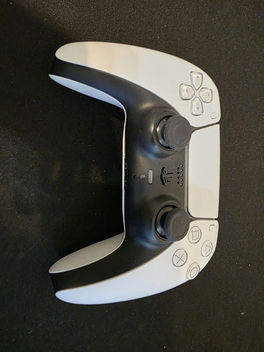 Controller Dualsense pentru PS5 utilizat, fara stick drift Alb