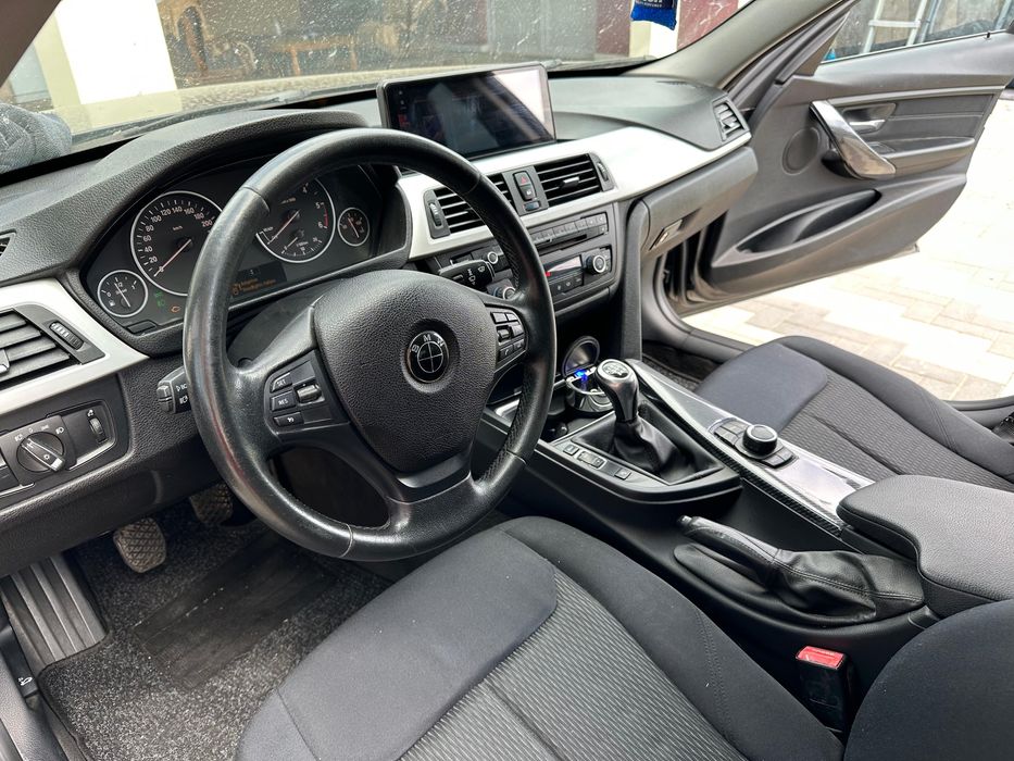 BMW 320D manual