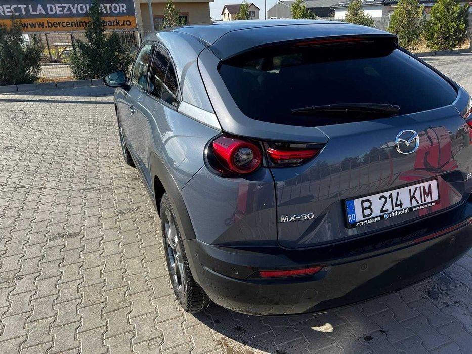 Mazda MX-30 GT Plus - Luxury Modern - Premium