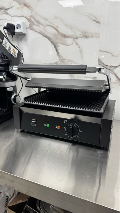 Тост преса  Metro Professional, не използвана