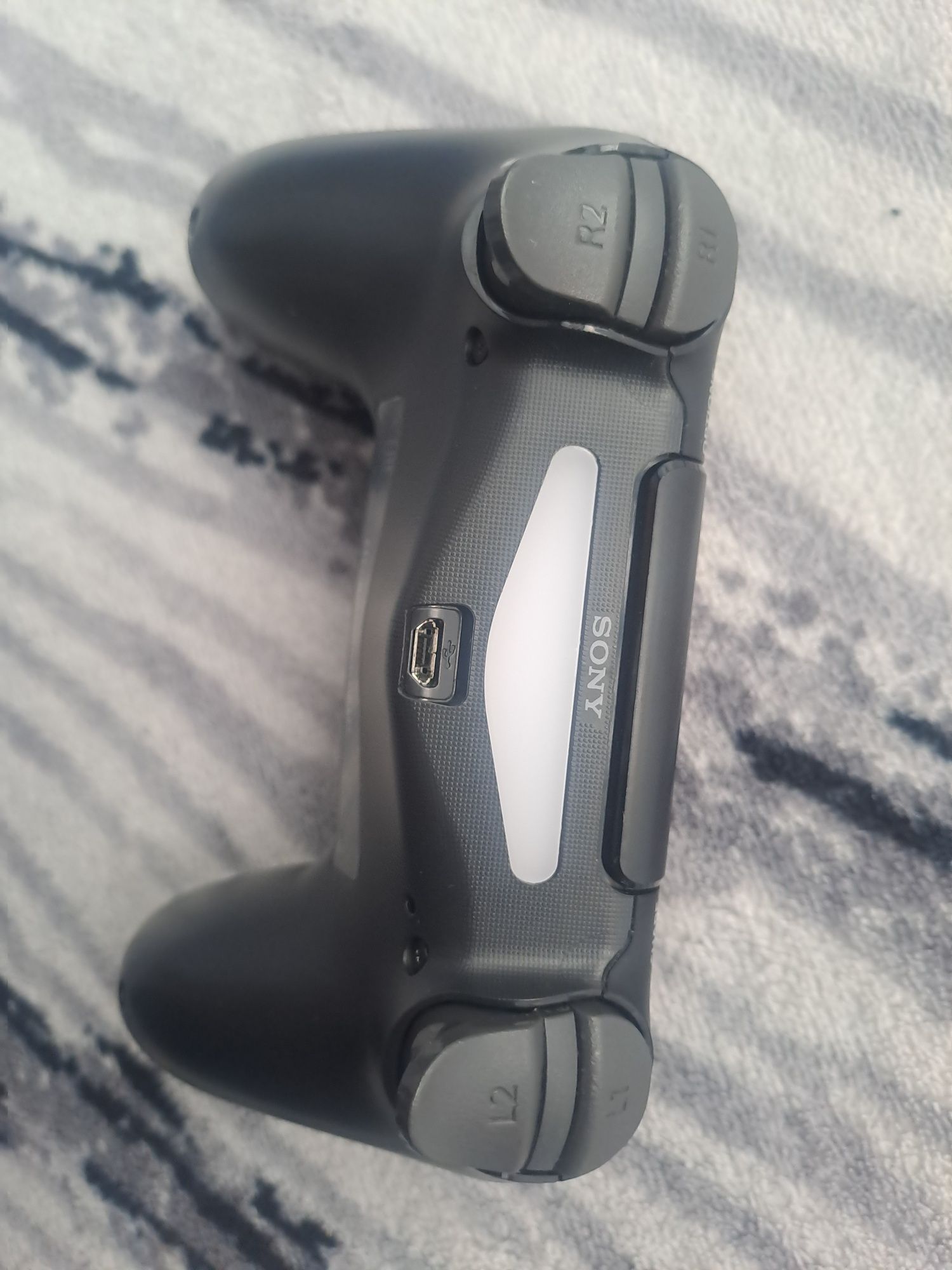 Dualshock 4 v2 джойстик