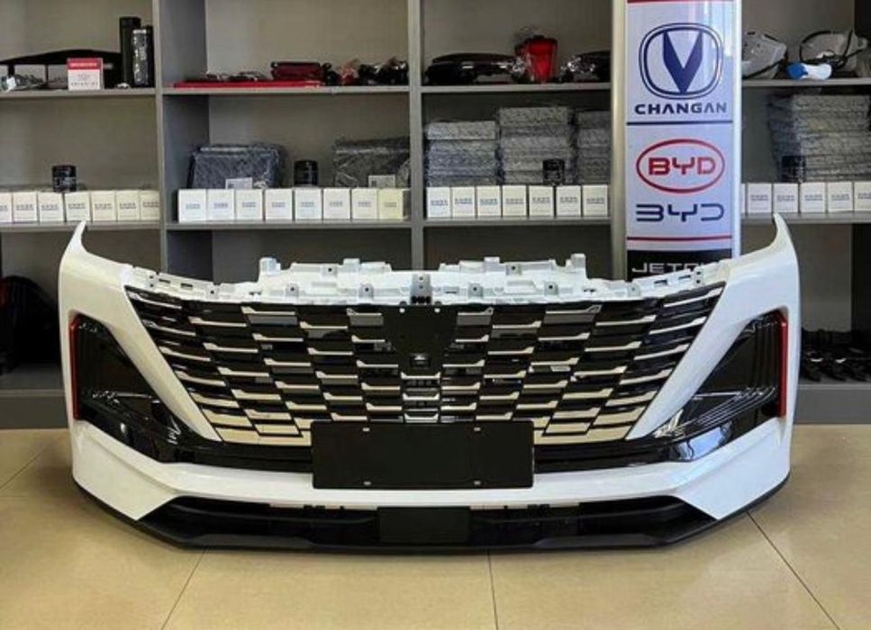 Продам передний бампер в сборе на Changan cs55 Plus