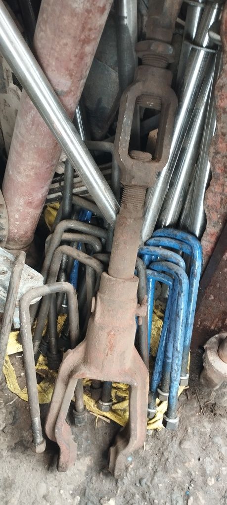 Xohlagan turdagi traktor zapchastlari bor