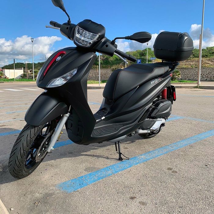 Piaggio Medley 125 S + Parbriz Givi / nu honda pcx sau nmax