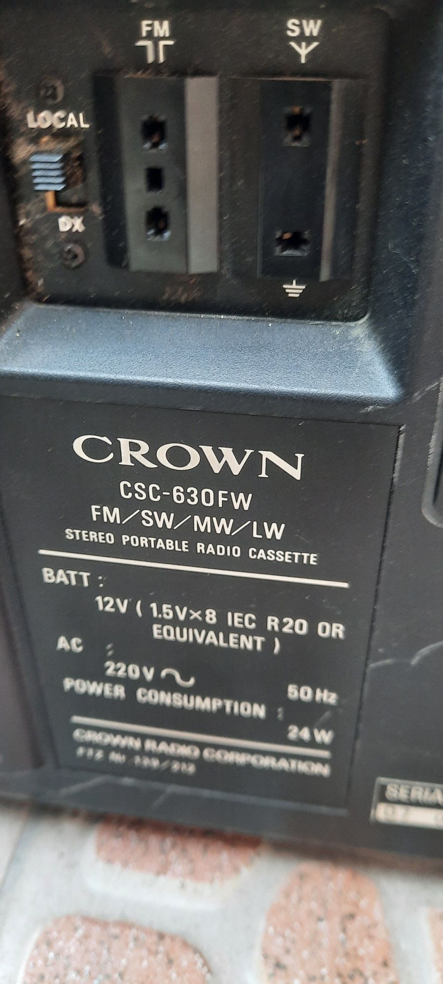 Радиокасетофон  Crown csc630fw