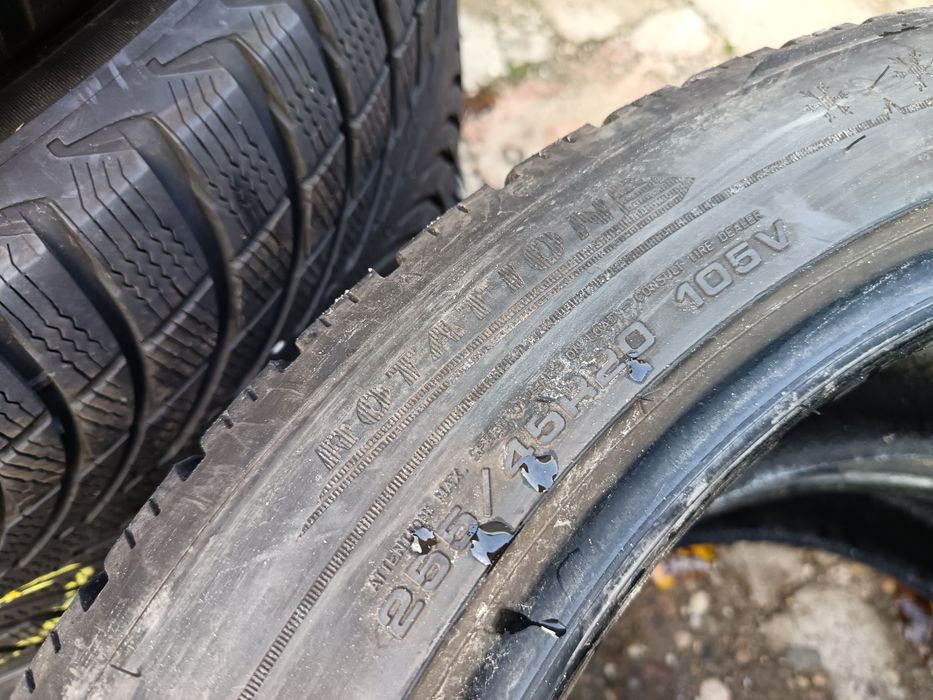 Anvelope MS iarna 255 45 20 Dunlop 2022 6mm