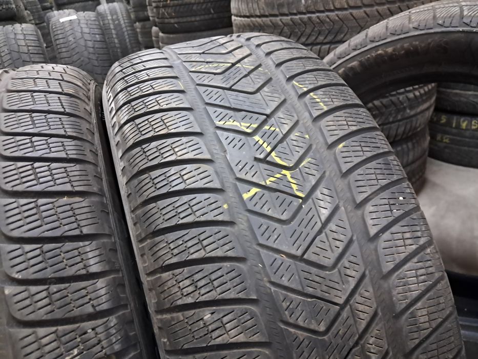 Anvelope second iarna 255 50 R20 Pirelli