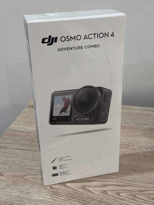 Экшн-камера DJI Osmo Action 4 Adventure Combo