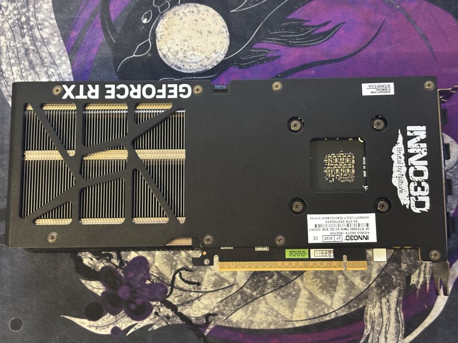 Продам новую видеокарту 5060 inno3D Twin X2 OC