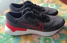 Маратонки NIKE Renew Run 4 и PUMA Mirage Sport. Размер 44,5 и 44. Нови