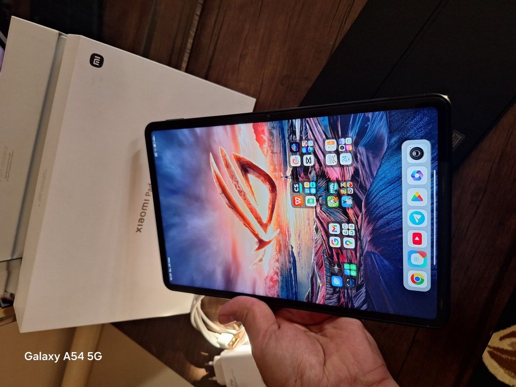 Xiaomi pad 6.   + xiaomi клавиатура новая!!!