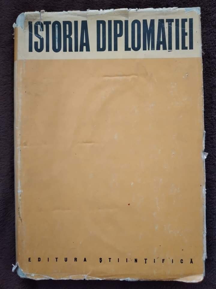 Istoria diplomatiei, vol 1, an 1962 -30 lei.