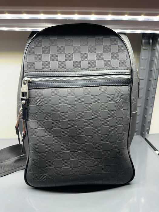 Раница Louis Vuitton чисто нова