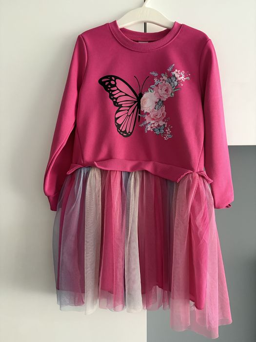 Rochie roz cu fluturi 5 ani