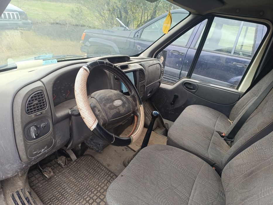 Форд транзит на части 2.4 90 коня 03 год