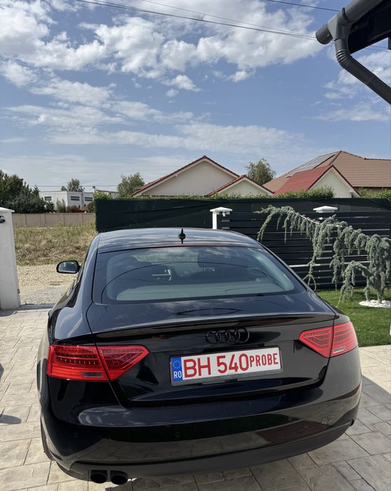 Vând Audi A5 2.0TDI Sportback 177CP