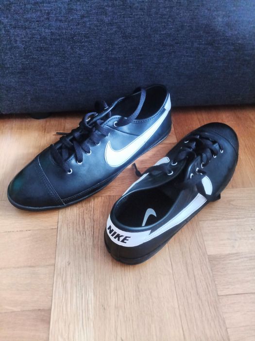 Продавам маратонки Nike  Flash