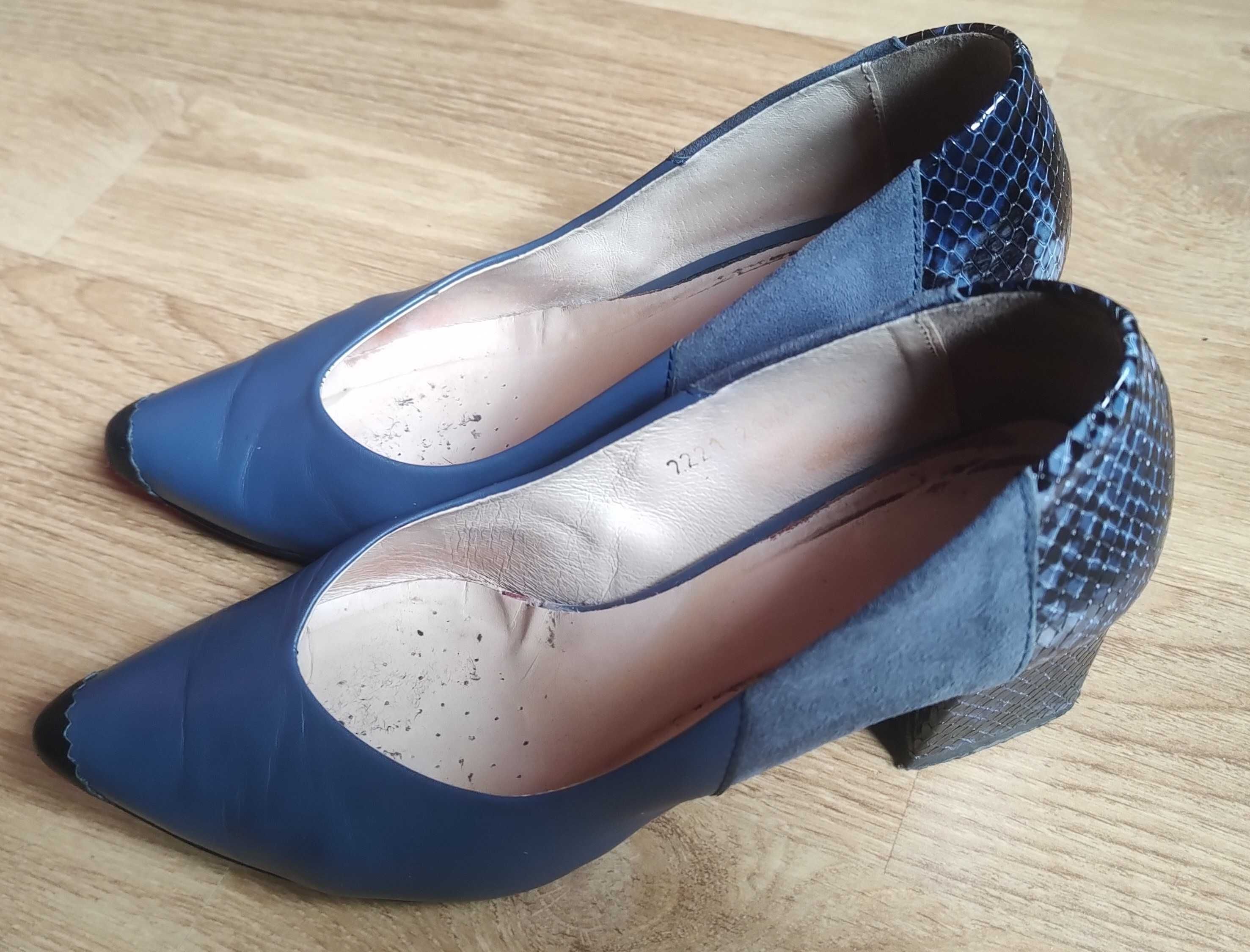 Pantofi eleganti din piele, marimea 38