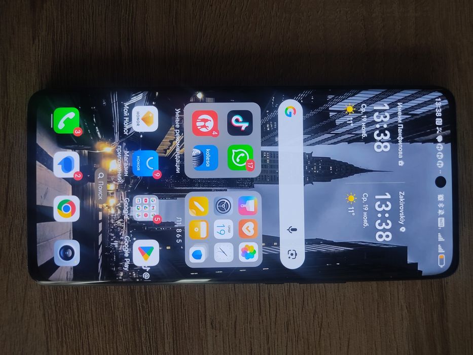 Продаю телефон Honor x9b