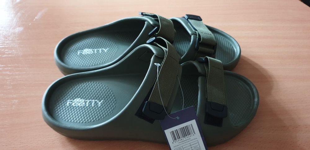 Slapi Feetty - 45 cm