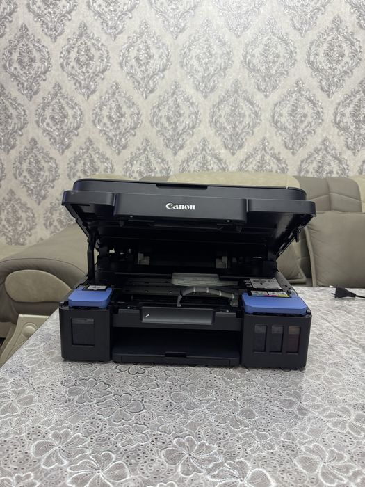 Принтер Canon цветной