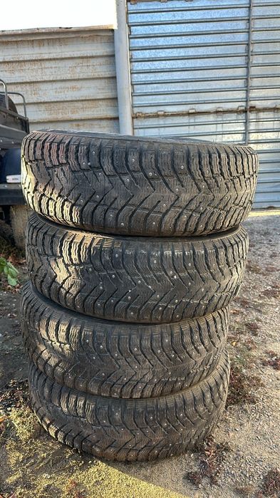 R16 215/60 Комплект зимней шипованной резины