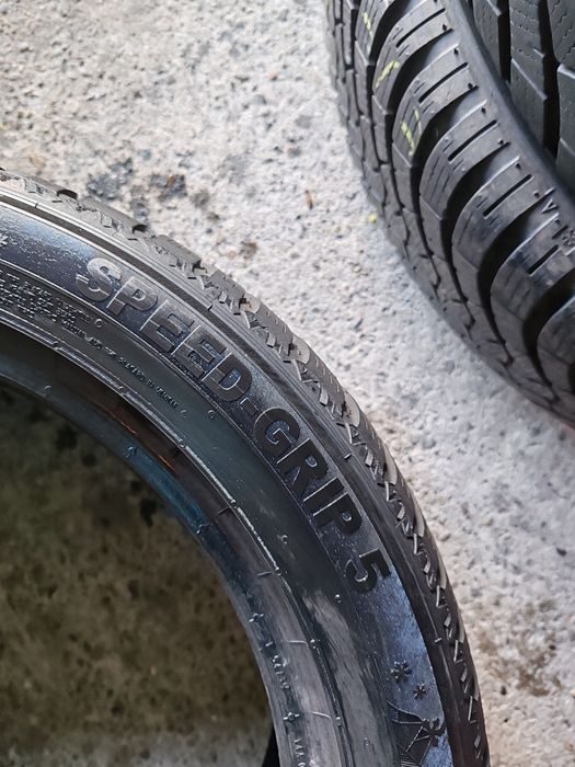 1 anvelopa 235 45 17