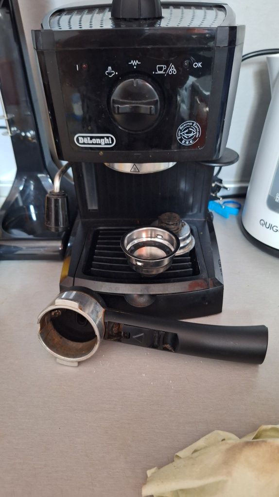 Delonghi Кафе машина