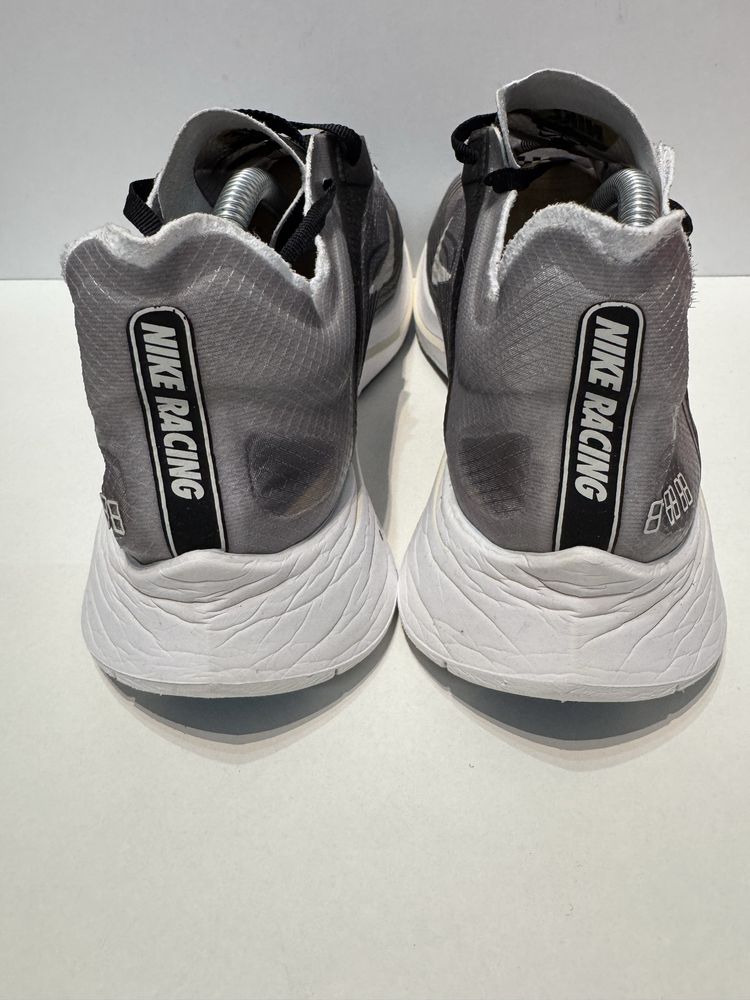 Маратонки NIKE ZOOM FLY .Номер 42.5