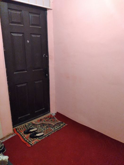 Продается 1 комнатная квартира в 10 микрорайоне 34 дом 63 квартира