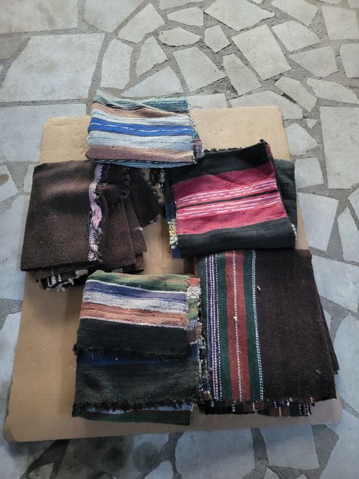 Продавам ръчно тъкани пътеки