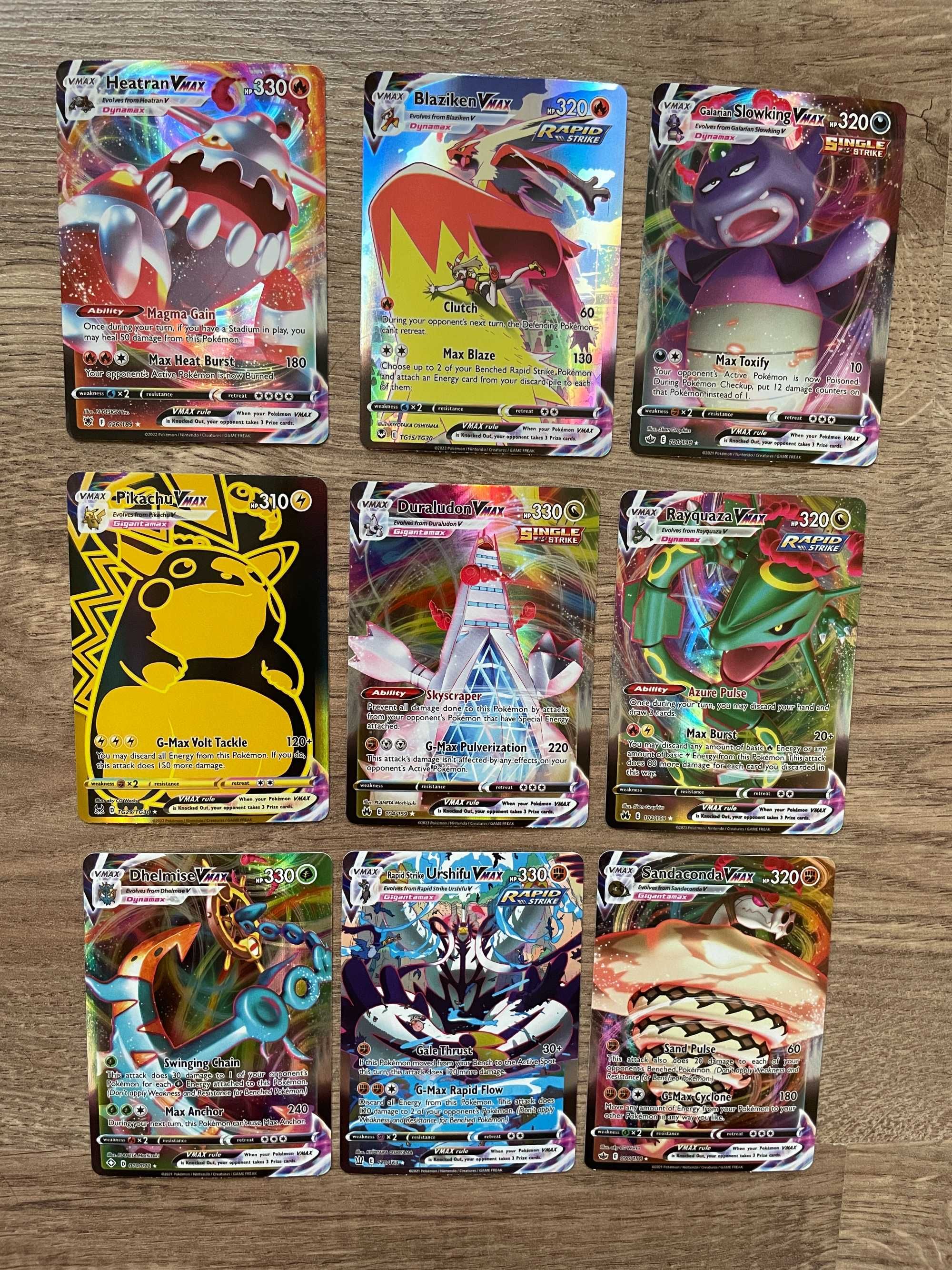 Pokemon VMAX Карти