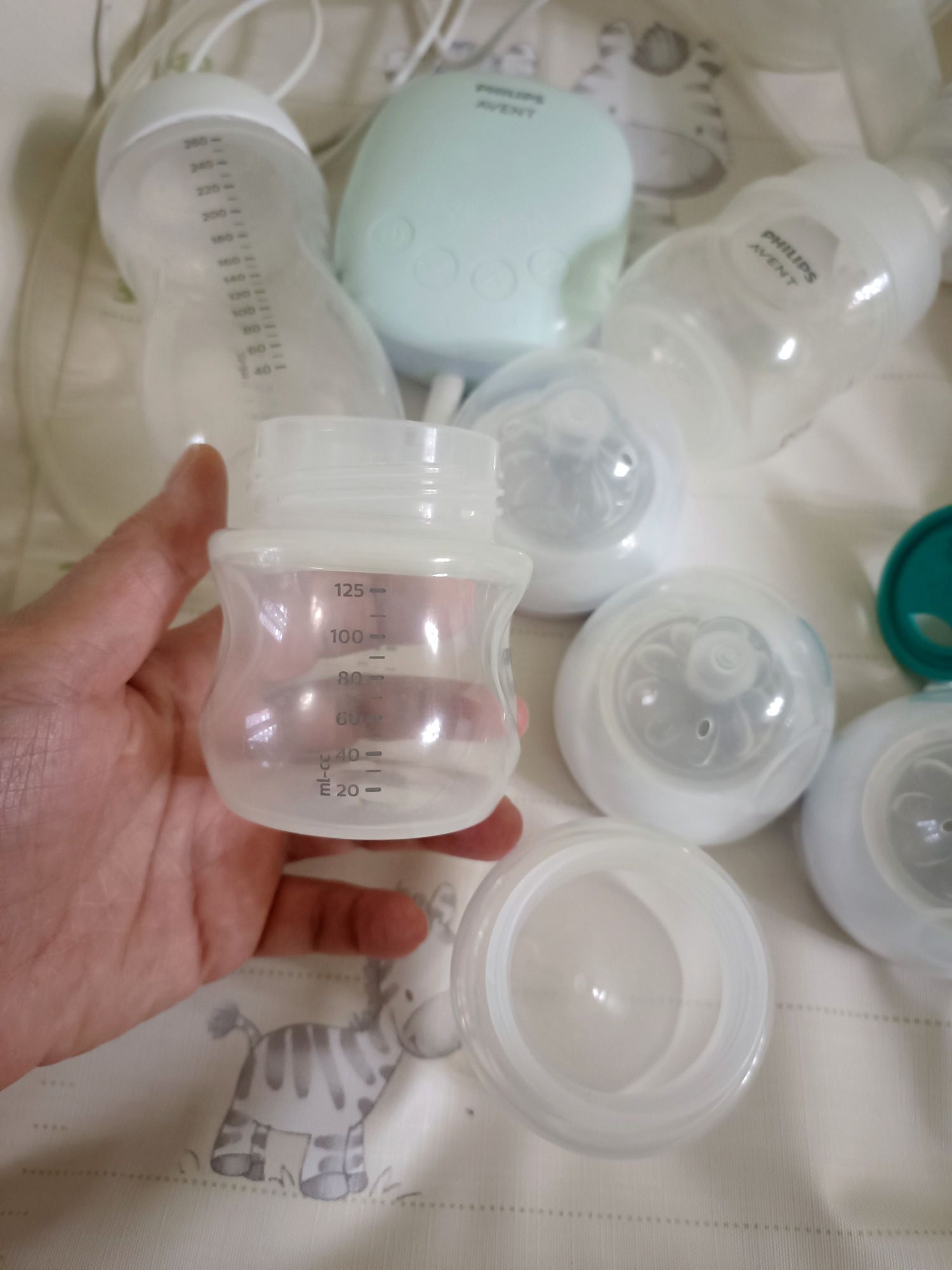 PHILIPS AVENT ESSENTIAL електрическа помпа за кърма и шишета с клапа