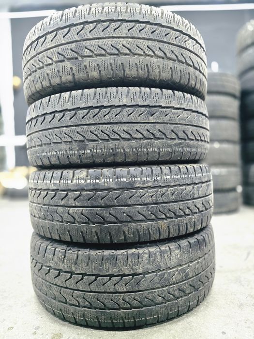 4x 225/70/15C M+S GOODYEAR 2022 Stare excelentă