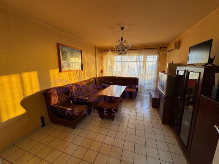 Продава се Четиристаен апартамент в Варна, Владислав Варненчик - 90 кв.м за 1767 €/кв.м - Снимка #8