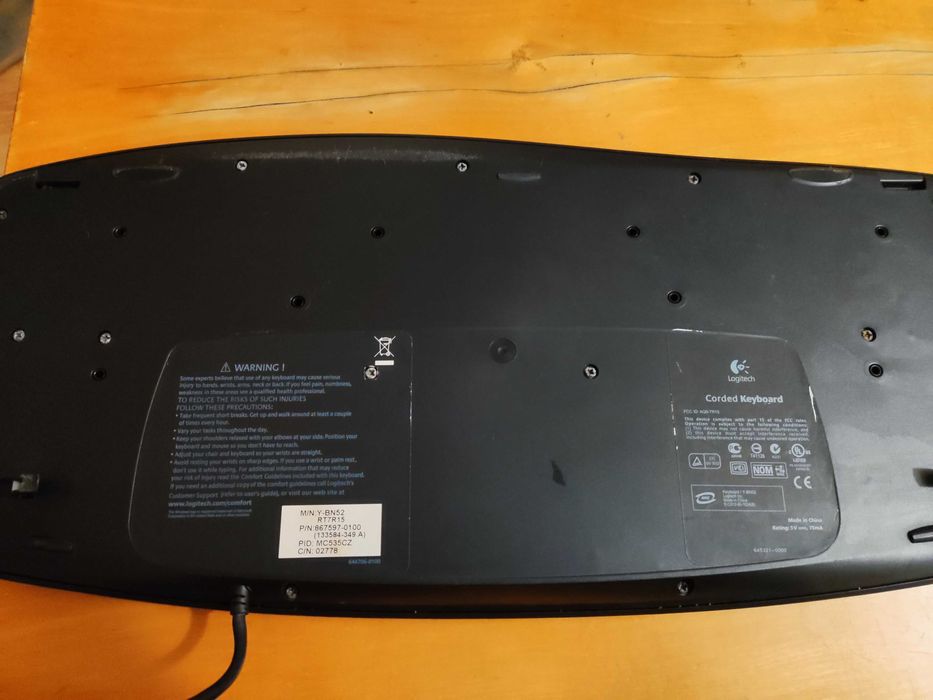 Mouse Logitech G305 + Tastatura Logitech Y-BN52